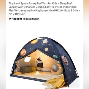 Tiny land space nest tent